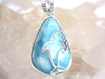 ♡天然石 LARIMAR☆イルカのペンダント☆スペシャルPRICE☝️-